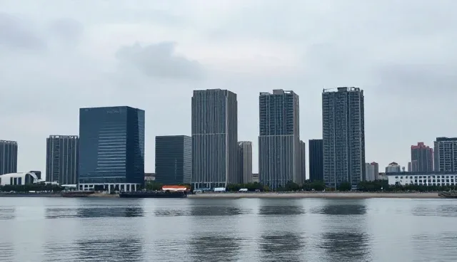 本地企业资源如何影响采购供应展示方式
